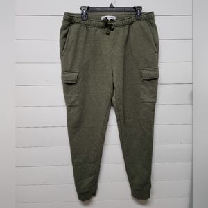 Amazon Essentials Dark Green Fleece Cargo Joggers with Pockets